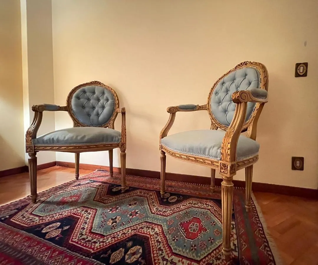 مودينا Royal Suite - Near Station & City Center بيت ضيافة