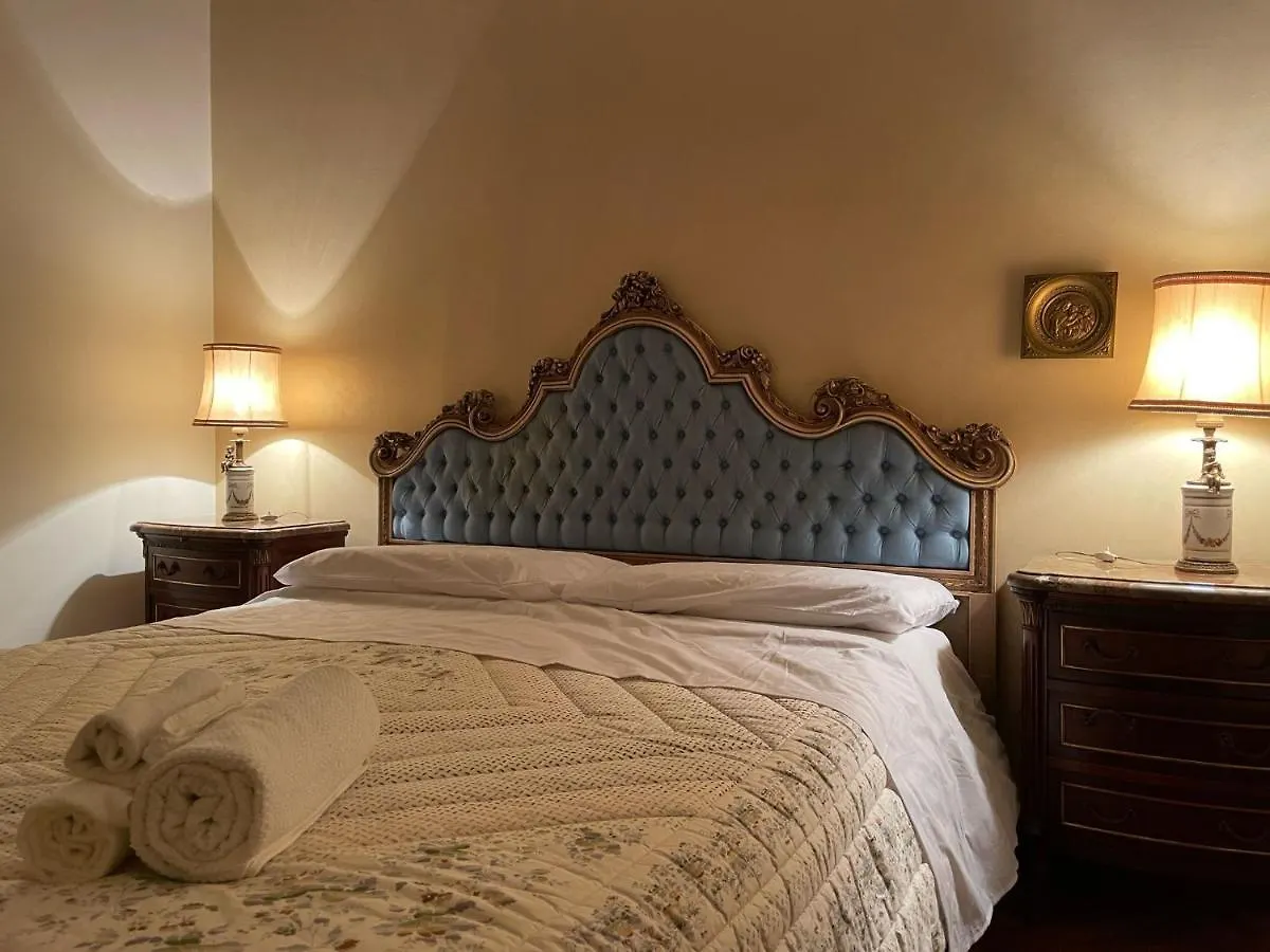 مودينا Royal Suite - Near Station & City Center إيطاليا
